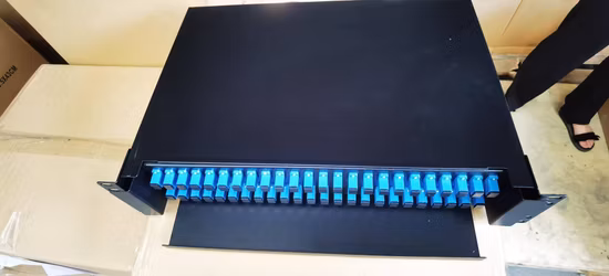 12-adriges Glasfaser-Patchpanel Sc/Sc/Upc